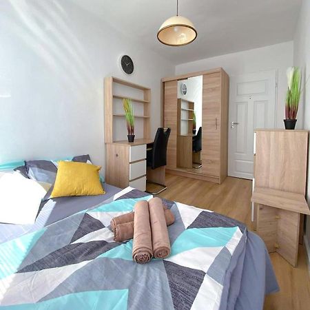 Bright Room №2 Grzybowska 9 Warszawa Eksteriør bilde