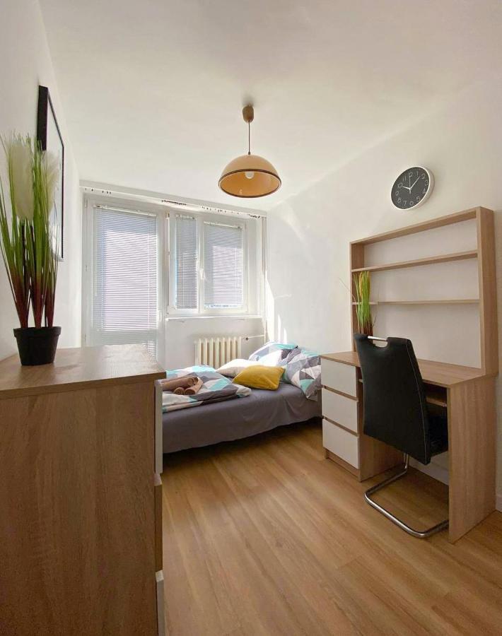 Bright Room №2 Grzybowska 9 Warszawa Eksteriør bilde